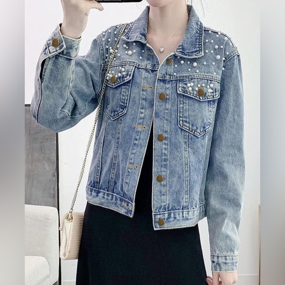 Pearl Embellished Light Wash Denim Jacket | Coastal Cowgirl | Women’s Size 2XL - Picture 1 of 11